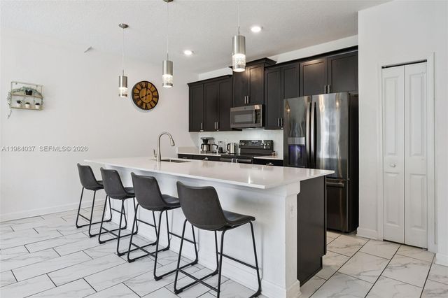 992 Leasder St, Other City - In The State Of Florida, FL 33896