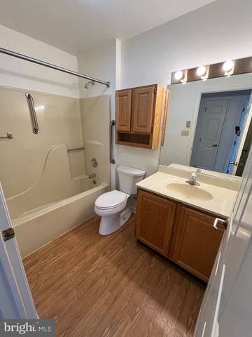 21 ABBEY COURT, Carlisle, PA 17015