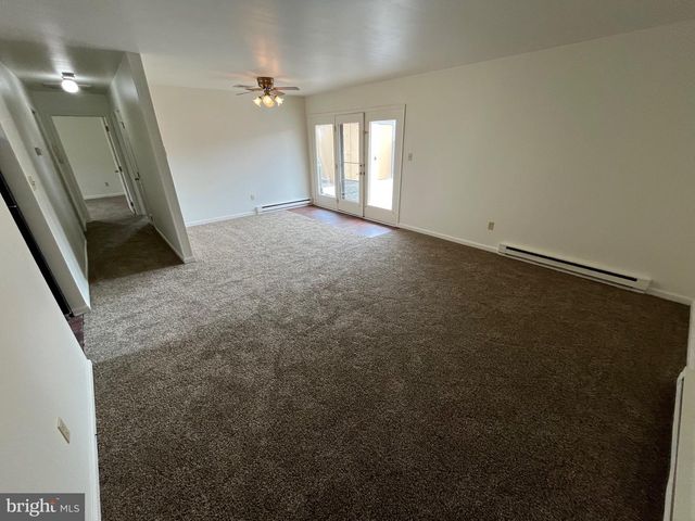 21 ABBEY COURT, Carlisle, PA 17015