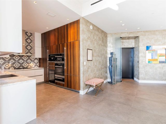 2675 S Bayshore Dr 603S, Miami, FL 33133