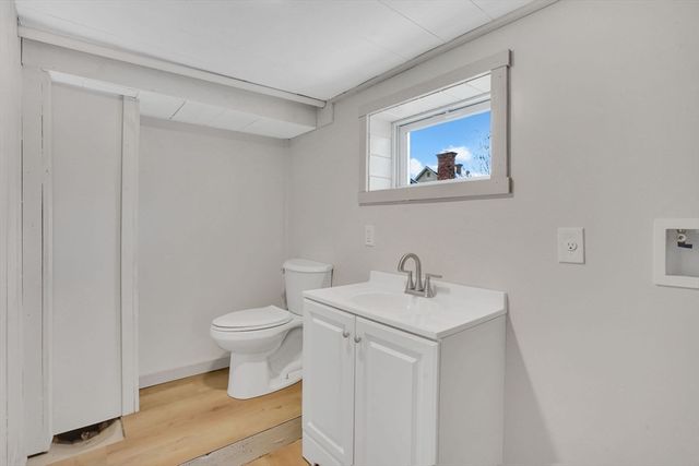 12 Stebbins Street, Chicopee, MA 01020