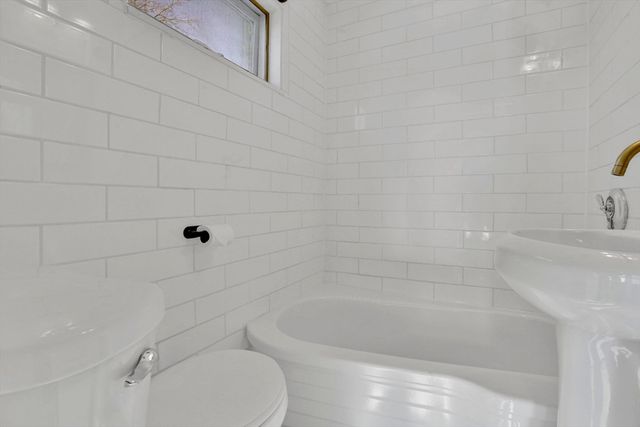 12 Stebbins Street, Chicopee, MA 01020