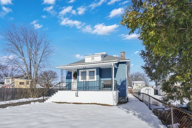 12 Stebbins Street, Chicopee, MA 01020