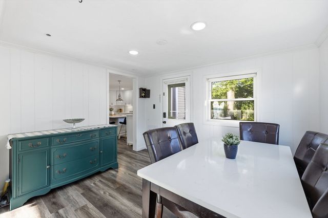 151 Greenwood Rd, Andover, MA 01810