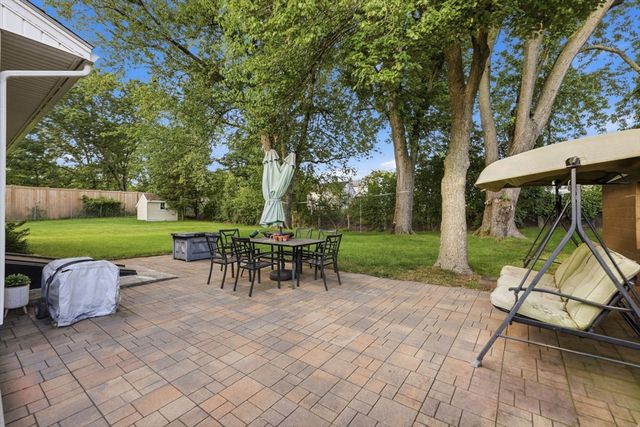 151 Greenwood Rd, Andover, MA 01810