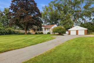 151 Greenwood Rd, Andover, MA 01810