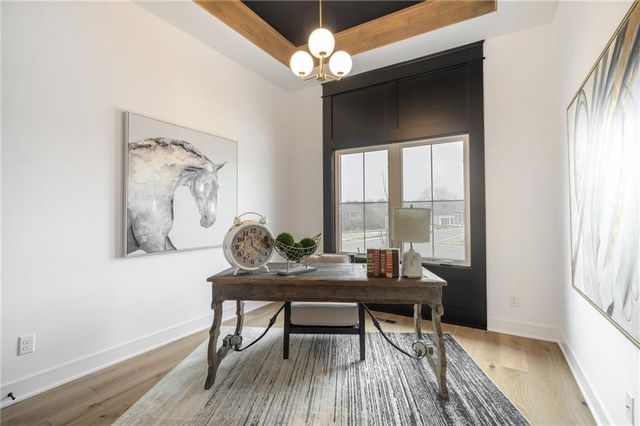 11289 S Sunray Drive, Olathe, KS 66061