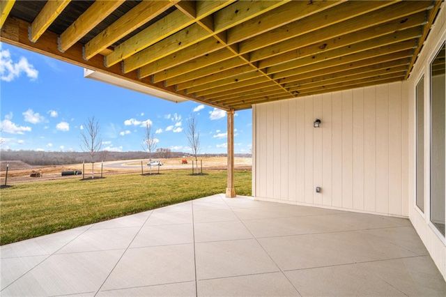 11289 S Sunray Drive, Olathe, KS 66061