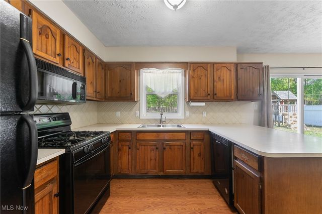 7603 Red Fox Drive, Boardman, OH 44512