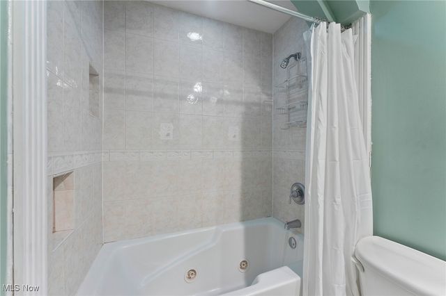 7603 Red Fox Drive, Boardman, OH 44512