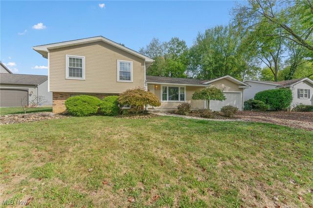 7603 Red Fox Drive, Boardman, OH 44512