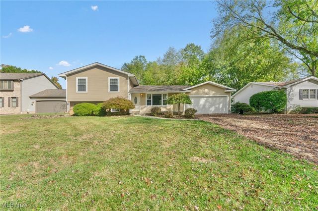 7603 Red Fox Drive, Boardman, OH 44512