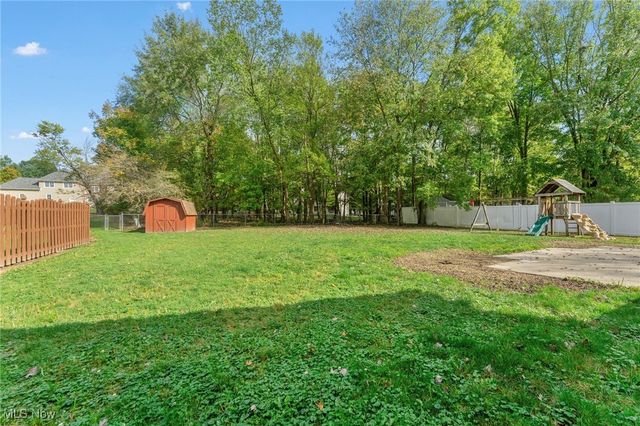 7603 Red Fox Drive, Boardman, OH 44512