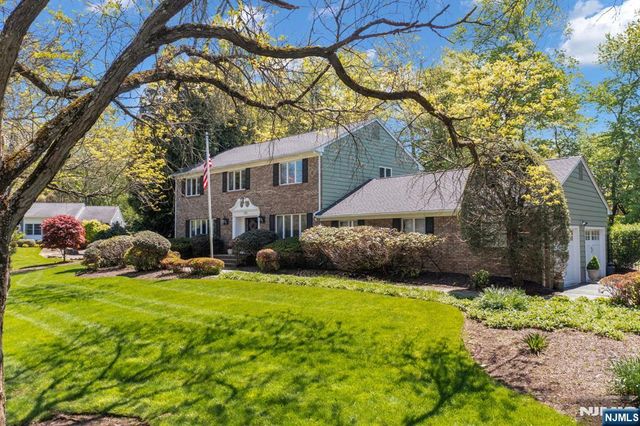 309 Windham Court, Wyckoff, NJ 07481