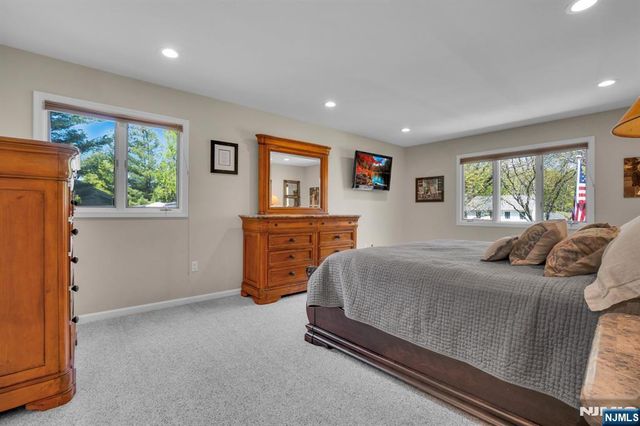 309 Windham Court, Wyckoff, NJ 07481