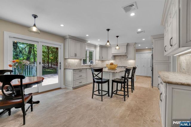 309 Windham Court, Wyckoff, NJ 07481