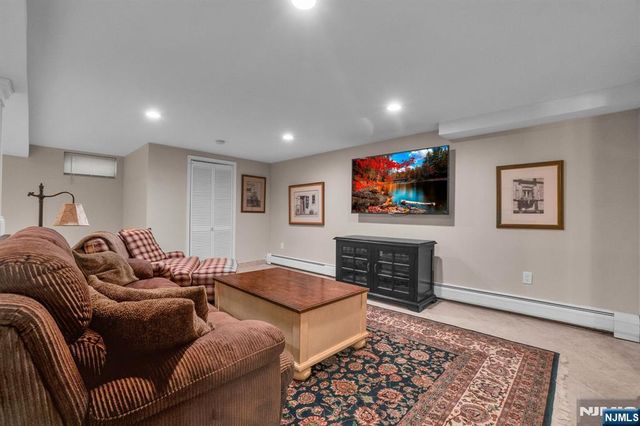 309 Windham Court, Wyckoff, NJ 07481
