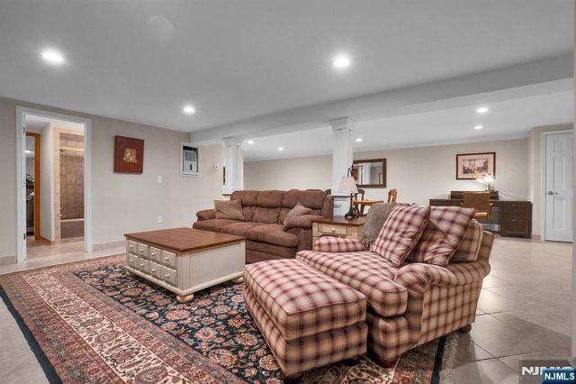 309 Windham Court, Wyckoff, NJ 07481