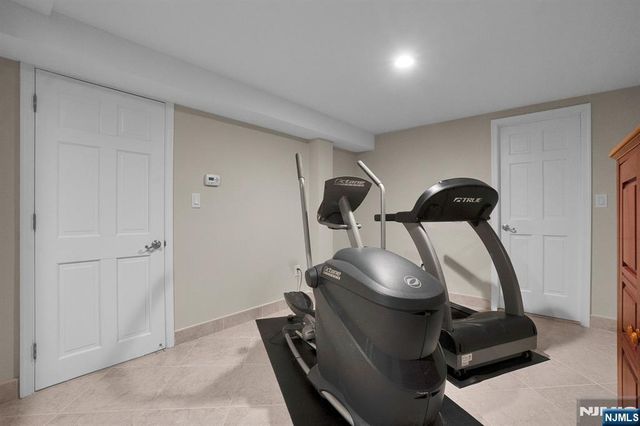 309 Windham Court, Wyckoff, NJ 07481