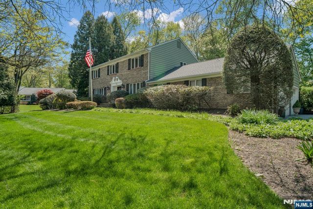309 Windham Court, Wyckoff, NJ 07481
