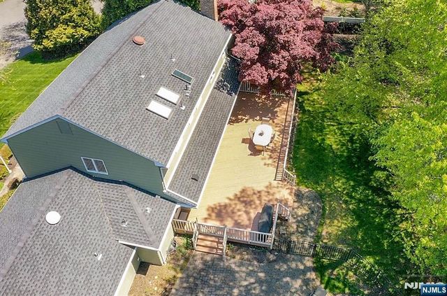 309 Windham Court, Wyckoff, NJ 07481