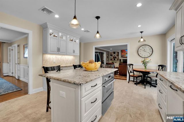 309 Windham Court, Wyckoff, NJ 07481