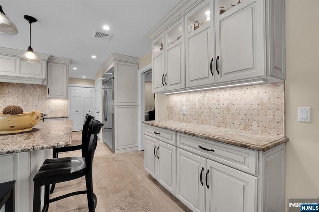 309 Windham Court, Wyckoff, NJ 07481
