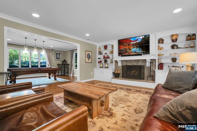 309 Windham Court, Wyckoff, NJ 07481