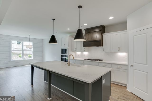 1823 Piney Bend Drive, Buford, GA 30518
