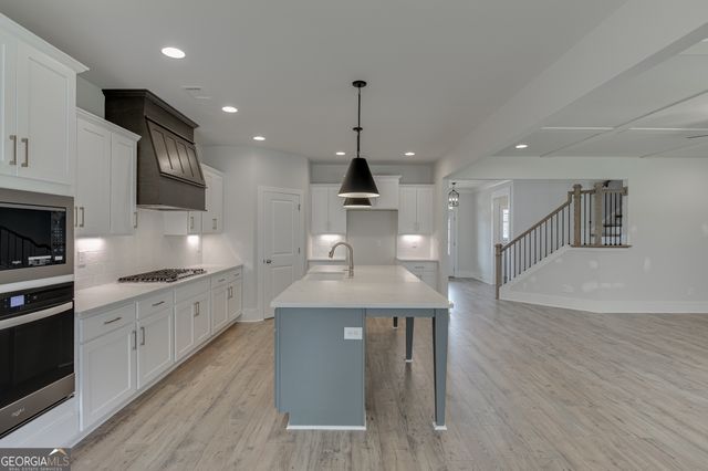 1823 Piney Bend Drive, Buford, GA 30518
