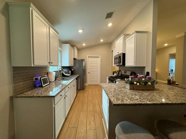486 Terra Vista Circle, Montgomery, TX 77356
