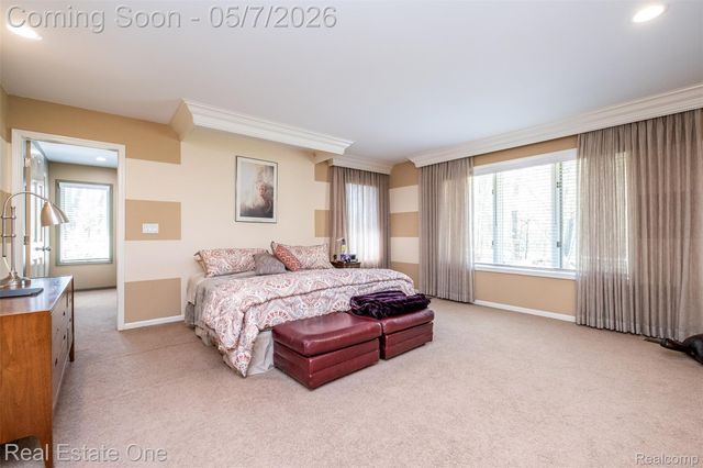785 Old Milford Farms, Milford Charter Township, MI 48381