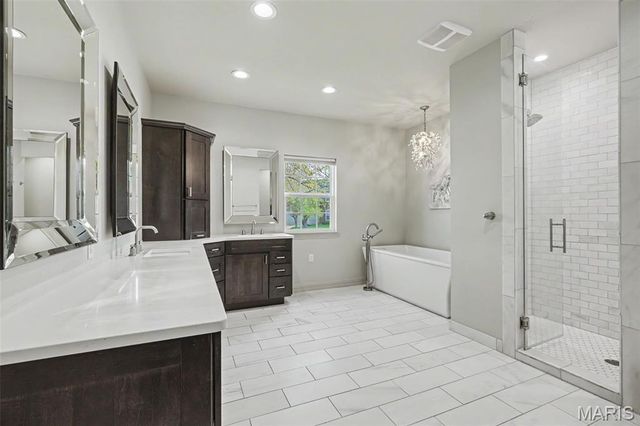 207 Irish Hound Drive, O'fallon, MO 63368