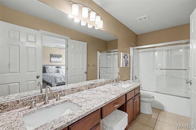 207 Irish Hound Drive, O'fallon, MO 63368