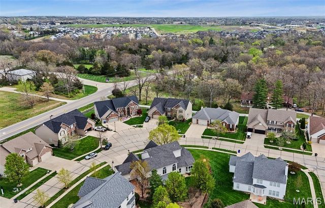 207 Irish Hound Drive, O'fallon, MO 63368