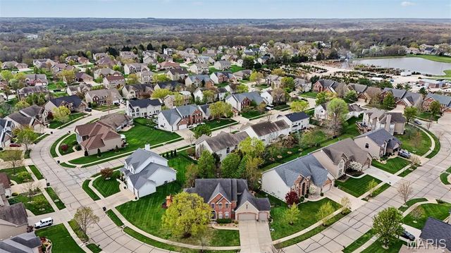 207 Irish Hound Drive, O'fallon, MO 63368