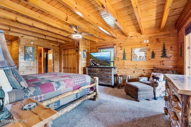 2715 Dayne DR, Sevierville, TN 37876