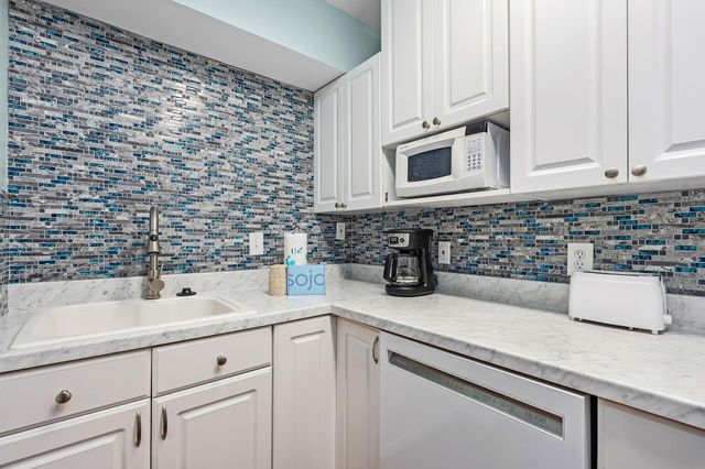 4000 Gulf Terrace Drive, 2007, Destin, FL 32541