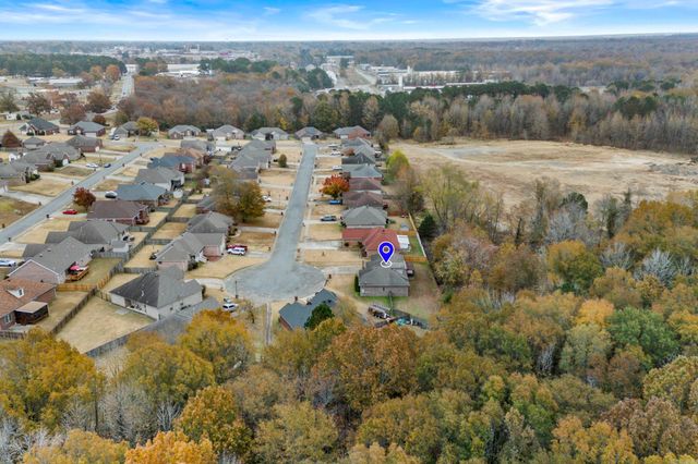 3509 S Ridge Dr, Jacksonville, AR 72076