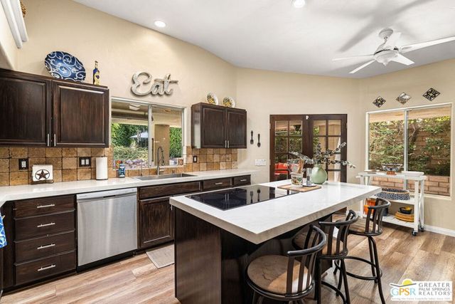 40560 Glenwood Lane, Palm Desert, CA 92260