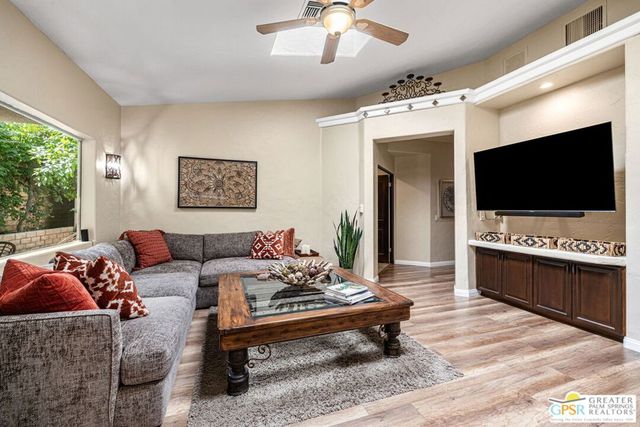 40560 Glenwood Lane, Palm Desert, CA 92260