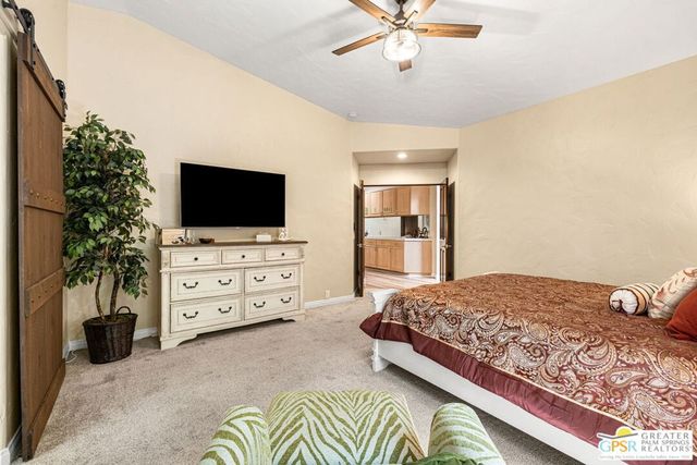 40560 Glenwood Lane, Palm Desert, CA 92260