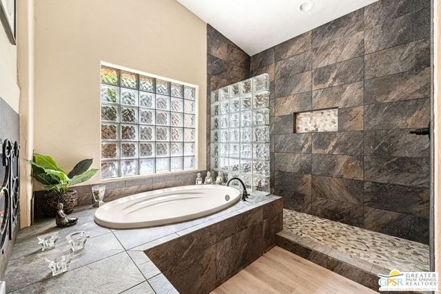 40560 Glenwood Lane, Palm Desert, CA 92260