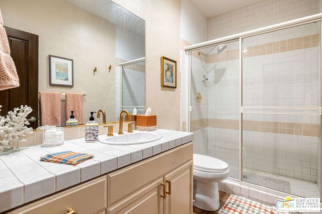 40560 Glenwood Lane, Palm Desert, CA 92260