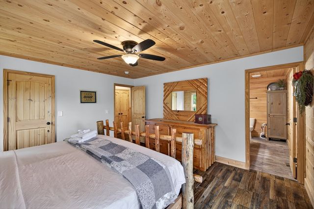 693 Knights Gap, Blairsville, GA 30512