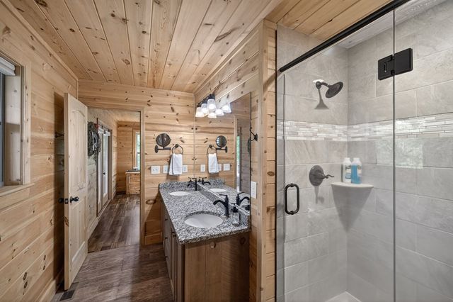693 Knights Gap, Blairsville, GA 30512