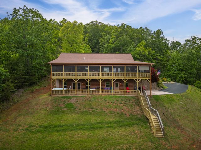 693 Knights Gap, Blairsville, GA 30512