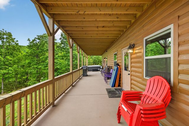 693 Knights Gap, Blairsville, GA 30512