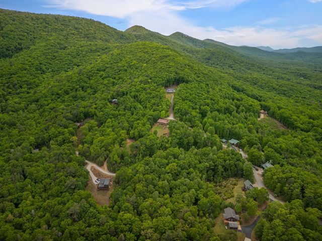 693 Knights Gap, Blairsville, GA 30512