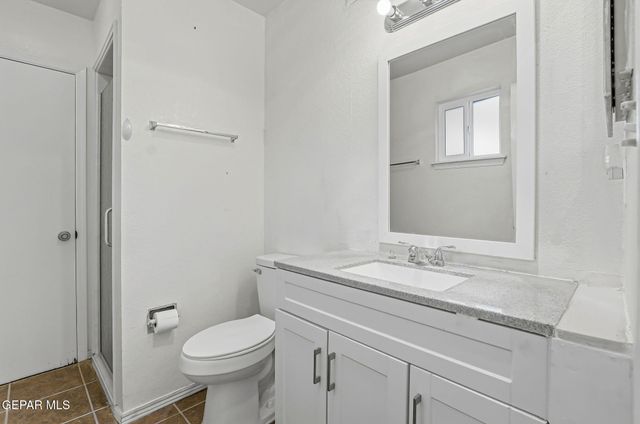 10720 Sugarland Drive, El Paso, TX 79924